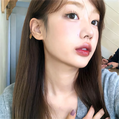 成都陪游女孩接线员俞拥