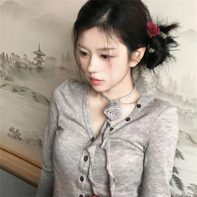 北京私人伴游女孩保险经纪人綦诗静