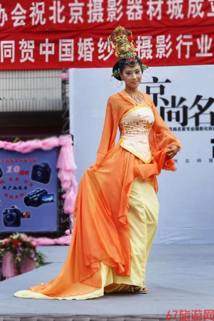 广州古拆模特兼职(广州服拆拍摄模特工做室雇用)