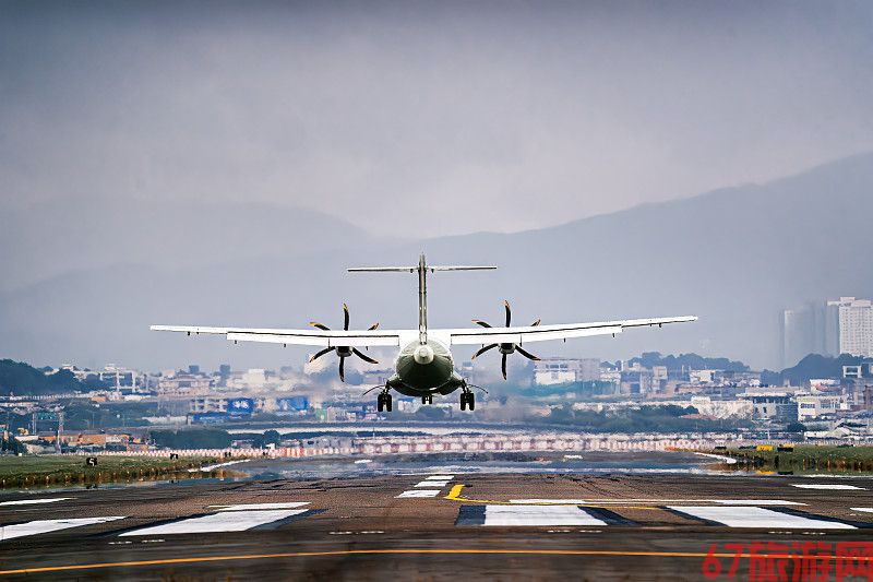 武汉到新加坡的发电设备采用标准空运7天内速递到